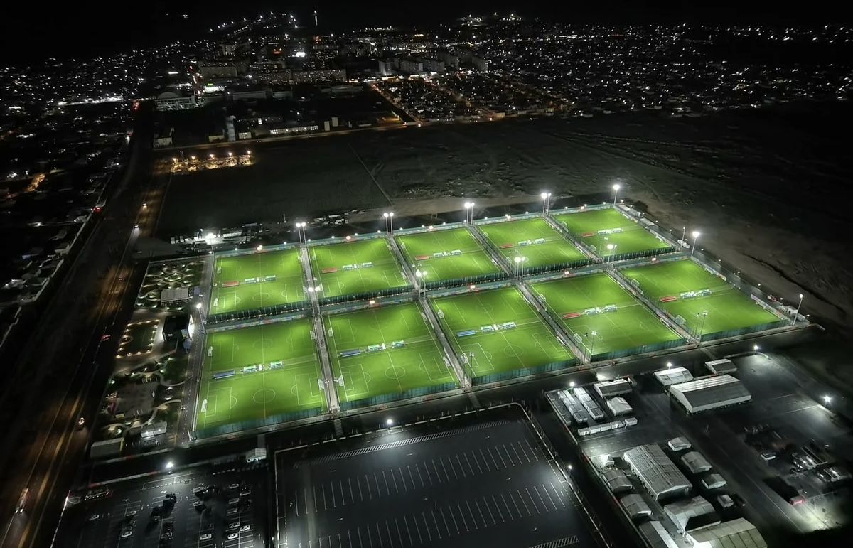 Dünya futbolunun sabahı Bakıda formalaşır:Mötəbər turnirə start verildi