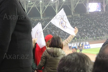 "Qarabağ"ın xanım azarkeşləri - FOTOLAR