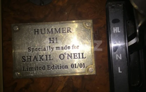 Məşhur idmançının maşını Bakıda satışa çıxarıldı 