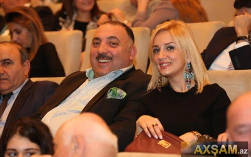 "Neftçi" rəsmisi xanımı ilə konsertdə - FOTOLAR 