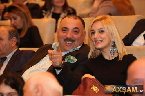 "Neftçi" rəsmisi xanımı ilə konsertdə - FOTOLAR 