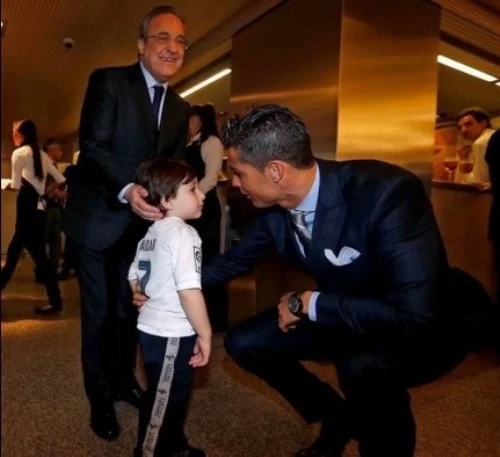 Ronaldo Heydərlə görüşdü, dünya ağladı - VİDEO 