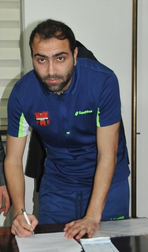 Fərid Quliyev rəsmən Türkiyə klubunda - FOTO