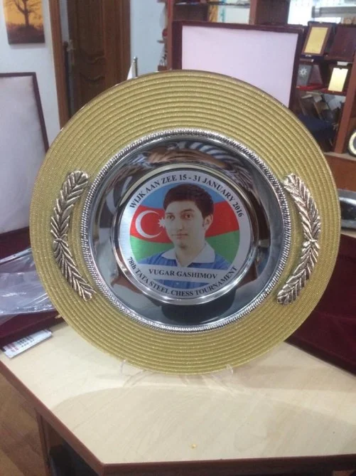 Vüqar Həşimovun adı əbədiləşdirildi - FOTO 
