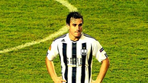 "Neftçi" 251 gündü futbol oynamayan forvard transfer etdi