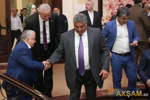 Azad Rəhimov toyda - FOTO 