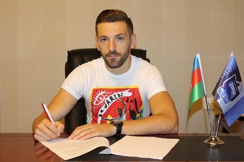 Albaniya yığmasının sabiq üzvü rəsmən "Zirə"də - FOTO 