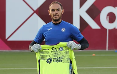 Kamran Ağayevin yeni klubu rəsmən açıqlandı - FOTO 
