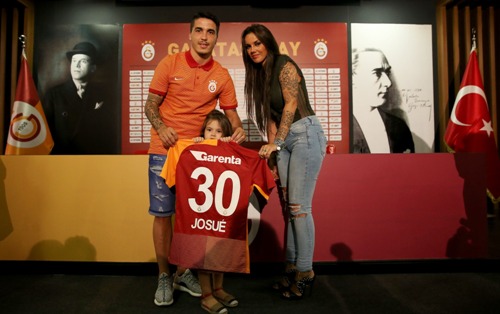 Bu da Qalatasaray"ın yeni gəlini - FOTOLAR