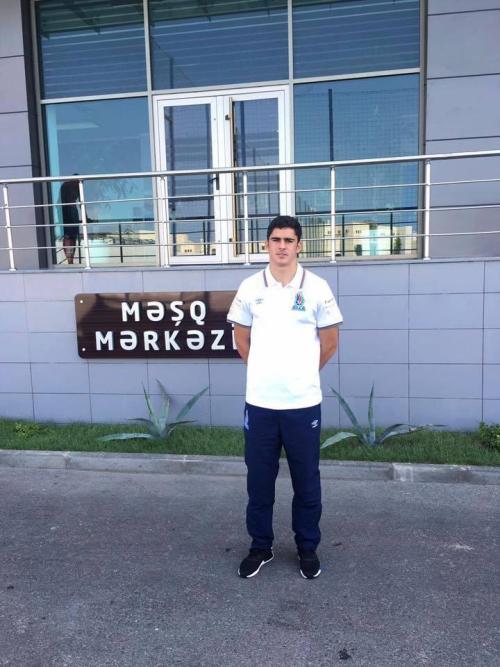 Ramil Şeydayev ilk dəfə milli komandamızda - FOTO