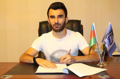 "Zirə" "Qarabağ"ın futbolçusunu transfer etdi - FOTO