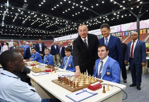 Prezidentin ilk gedişlərinin şahmatdakı sirri - FOTO
