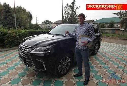Olimpiya çempionumuza “Lexus” hədiyyə etdilər - FOTO 