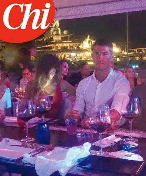 Ronaldonun gizli sevgilisi üzə çıxdı - FOTOLAR 