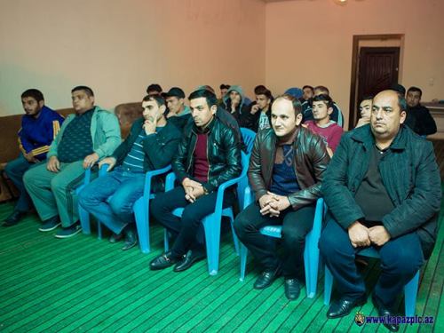 Şahin Diniyev azarkeşlərlə görüşdü - FOTO