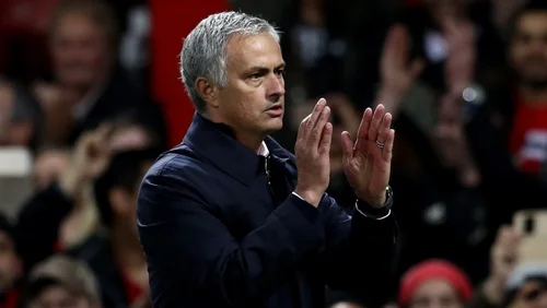 Mourinyo üzr istədi - FOTO 