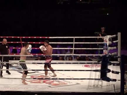 Azərbaycanlı ermənini 1-ci raundda nakauta saldı - FOTO