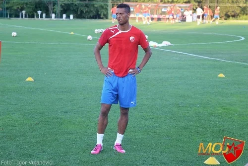 Serbiya klubunun futbolçusu AZAL-da - FOTO 