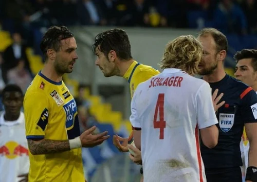 "Neftçi" davakar ispan forvardı transfer etdi - FOTO 