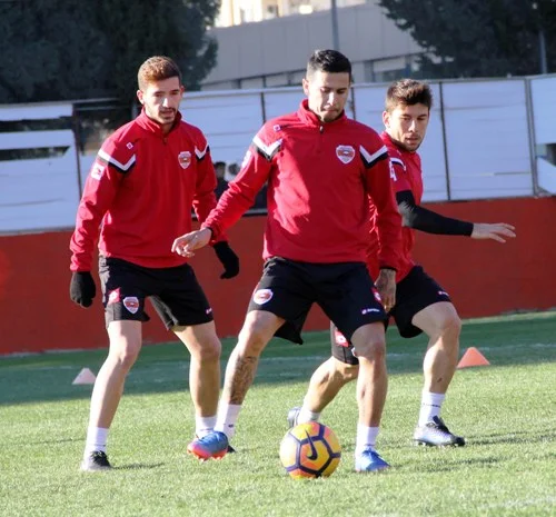 Reynaldo "Adanaspor"un məşqində - FOTO 