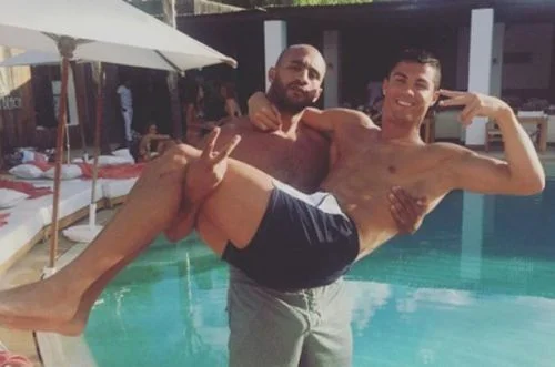 Ronaldonun kişi sevgilisinə həbs şoku 