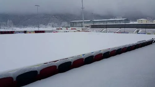 “Qəbələ”nin stadionu qara büründü - FOTO 