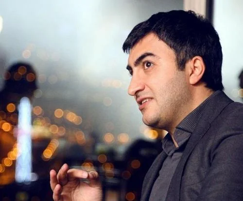 "Hər dəfə məni görəndə soruşur ki, pul var?" - “Qarabağ”ın baş meneceri 