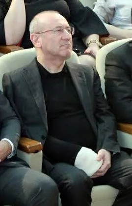 Azərbaycanda komitə prezidentinin qolu sınıb - FOTO 