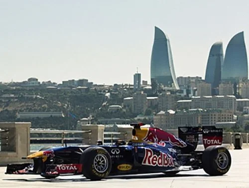 “Formula 1”in yeni patronu Bakını sərt tənqid etdi - Arif Rəhimovun cavabı 