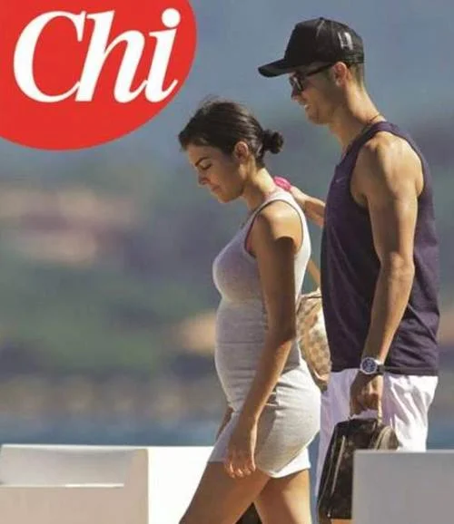 Ronaldo növbəti dəfə ata olacaq - FOTO 