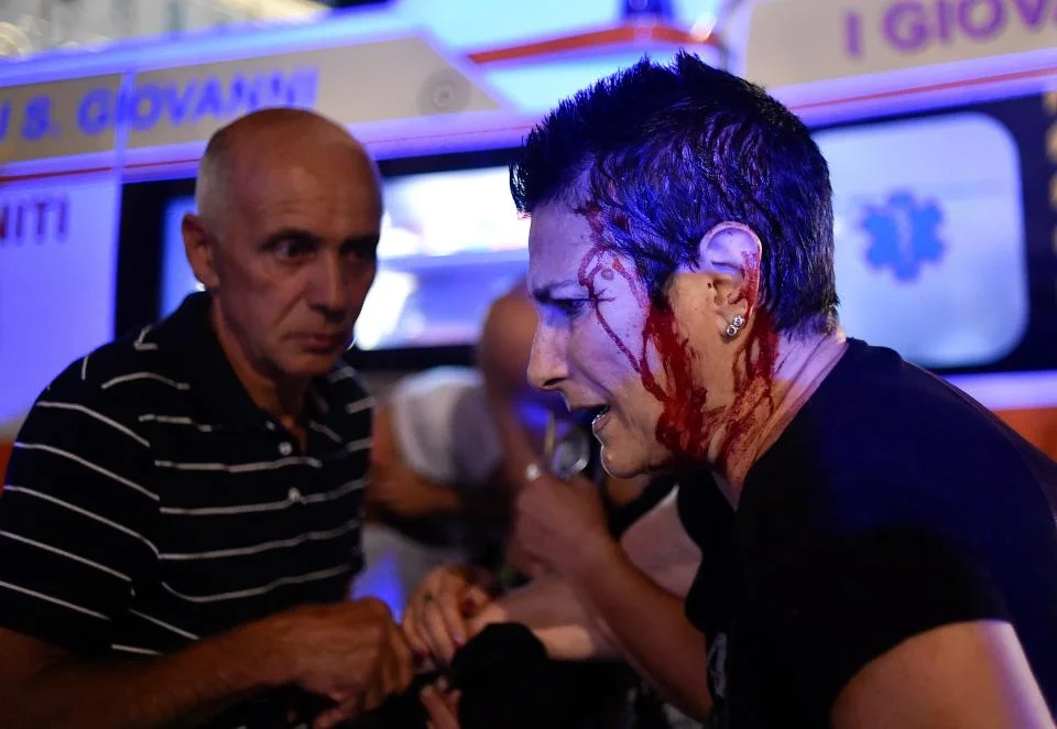 ÇL-in finalında izdiham: 1000 nəfər yaralandı - FOTO/VİDEO 