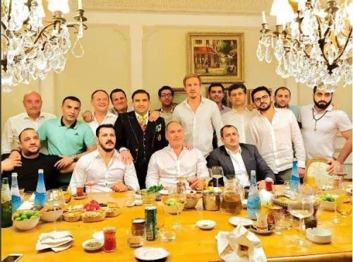 Məşhur milyarder Zabit Səmədovun özəl günündə - FOTO 