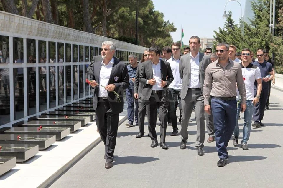 "Qarabağ" Şəhidlər Xiyabanında - FOTOLAR 