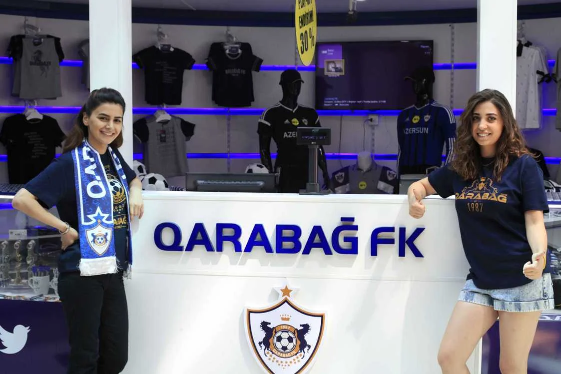 Əzizinəm "Qarabağ"... Bir xanımın azarkeşliyi - FOTOLAR 