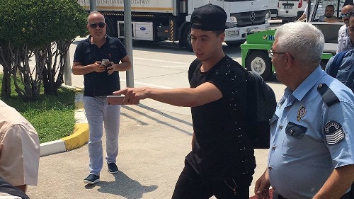 Daha bir dünya ulduzu Türkiyə klubunda - FOTO