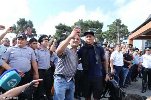 "Hələ "Qız hara, futbol hara?" deyənlər var" - Azərbaycanlı şərhçi