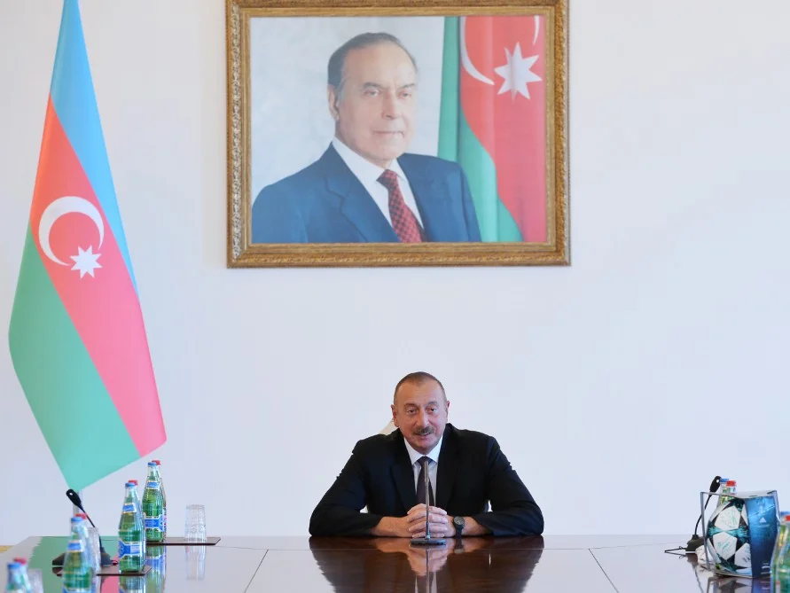İlham Əliyev “Qarabağ”ın heyətini qəbul etdi - FOTOLAR 