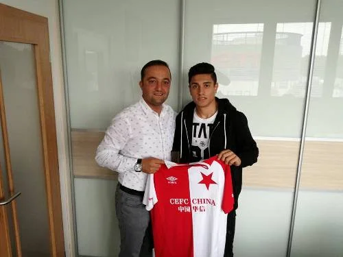 Azərbaycanlı futbolçu məşhur Avropa klubunda - FOTO 