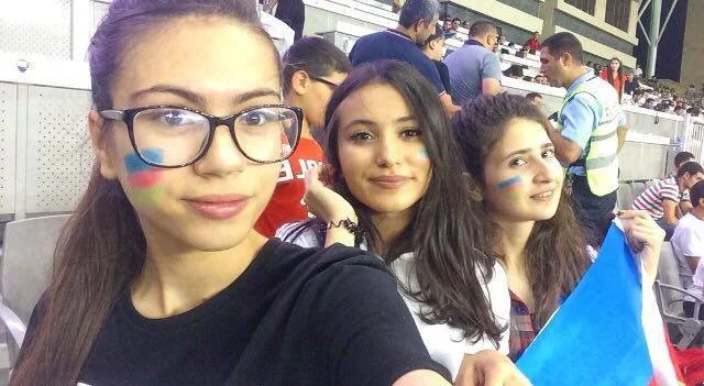 "Qarabağ"ın ən gözəl azarkeşləri - FOTOLAR 