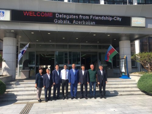 "Bu turnir məşqçilərə, uşaqlara zirvənin uzaqlarda olduğunu xatırlatdı" - MÜSAHİBƏ