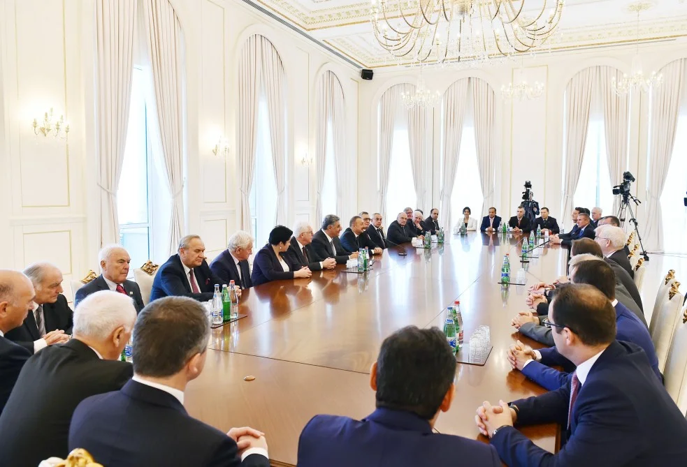 Prezident beynəlxalq idman təşkilatlarının nümayəndələrini qəbul etdi - FOTOLAR 