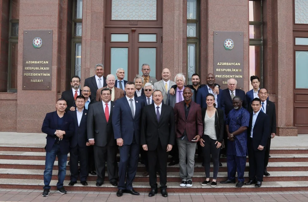 Prezident boksçularla görüşdü - FOTOLAR 