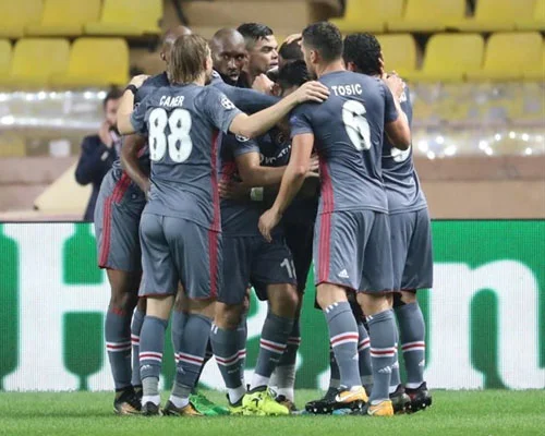"Beşiktaş" Avropada rəqib tanımır - Gecənin nəticələri 