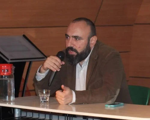 Türk yazar Azərbaycan xalqından üzr istədi - FOTO 