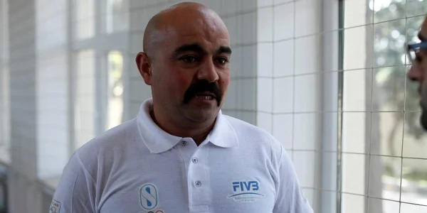 Beynəlxalq dərəcəli məşqçi və hakim orta məktəbdə müəllim işləyir (MÜSAHİBƏ) 