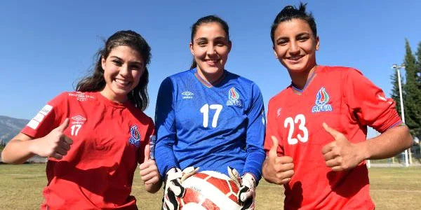Türkiyə mediası Azərbaycan millisinin futbolçularından yazdı - FOTO 