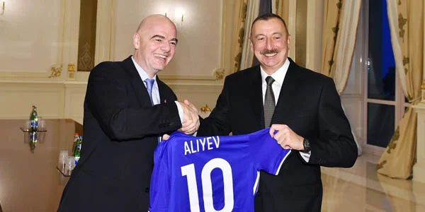 İlham Əliyev FIFA-nın prezidentini və baş katibini qəbul etdi - FOTOLAR 