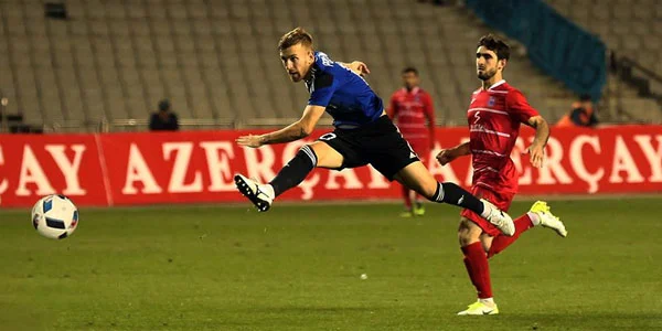 "Qarabağ" zirvəni əldən vermədi, "Sumqayıt"da qol vurulmadı 