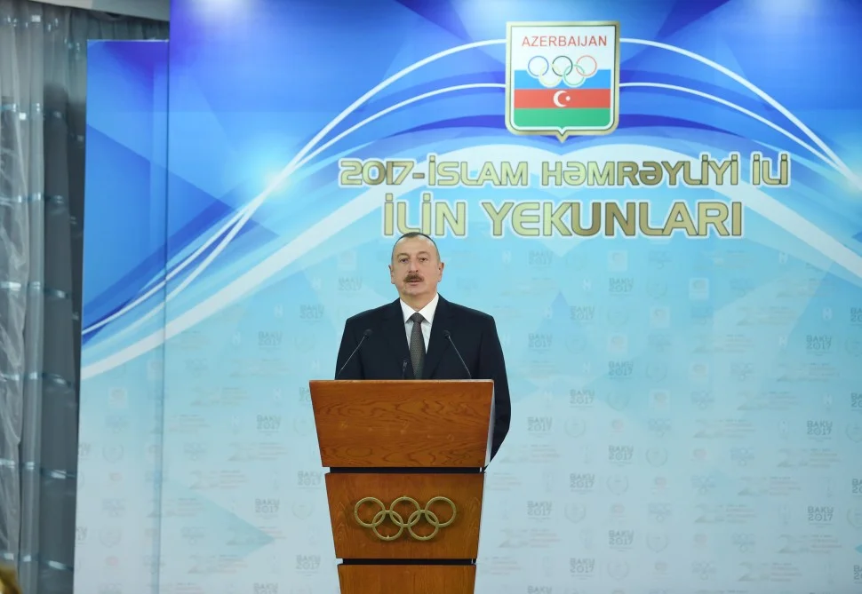 Prezident bir qrup idmançıya ev verdi (YENİLƏNİB/FOTO) 