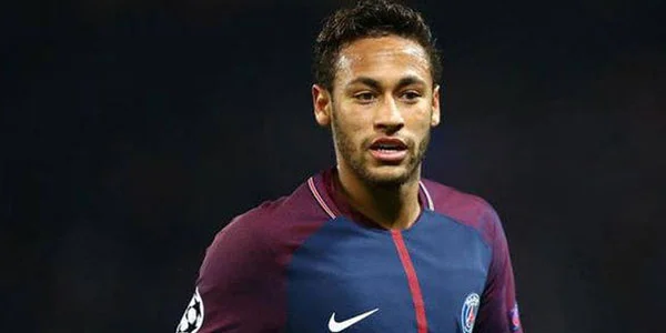 Azərbaycanda ata oğlunun adını Neymar qoydu - FOTO 